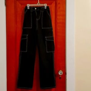 Small black cargo pants